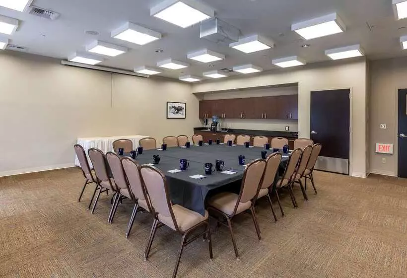 هتل Sleep Inn & Suites