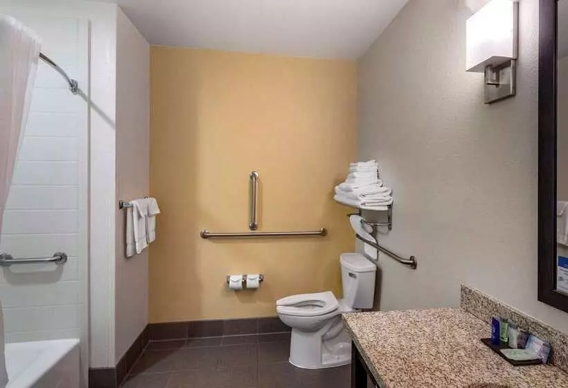 هتل Sleep Inn & Suites