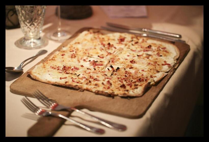 ホテル The Originals Boutique, Hôtel La Ferme Du Pape, Eguisheim