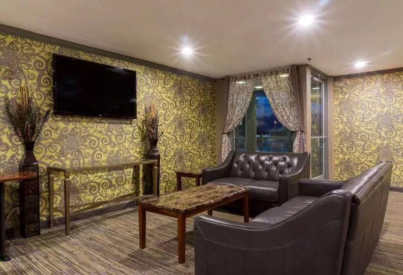 酒店 Days Inn By Wyndham Florence Cincinnati Area