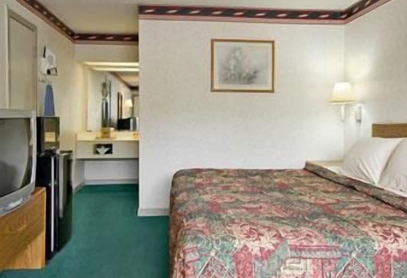 호텔 Days Inn By Wyndham Jacksonville