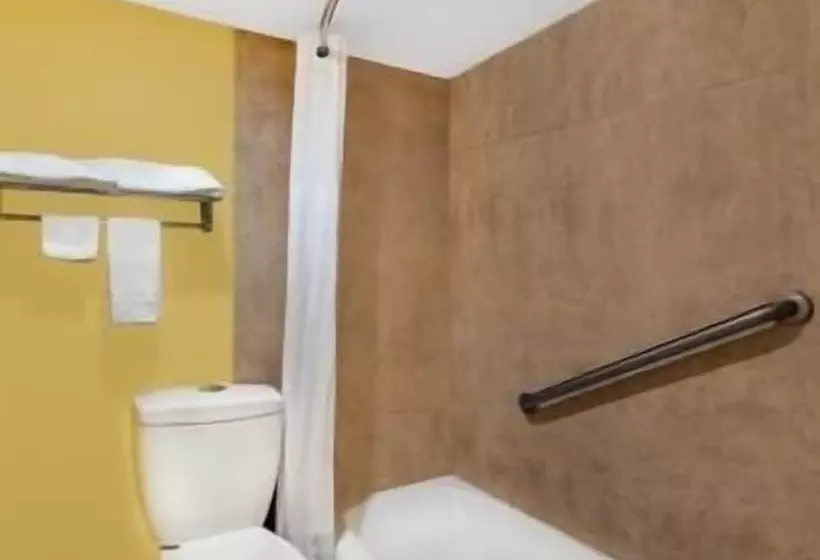 ホテル Days Inn By Wyndham Jacksonville