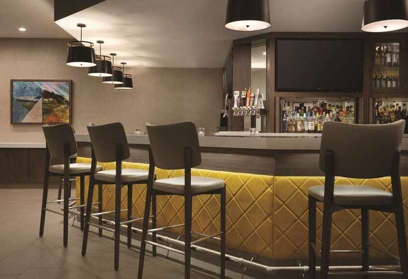 ホテル Embassy Suites By Hilton Brea North Orange County