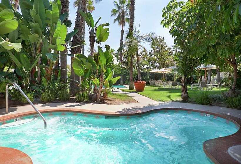 ホテル Embassy Suites By Hilton Brea North Orange County