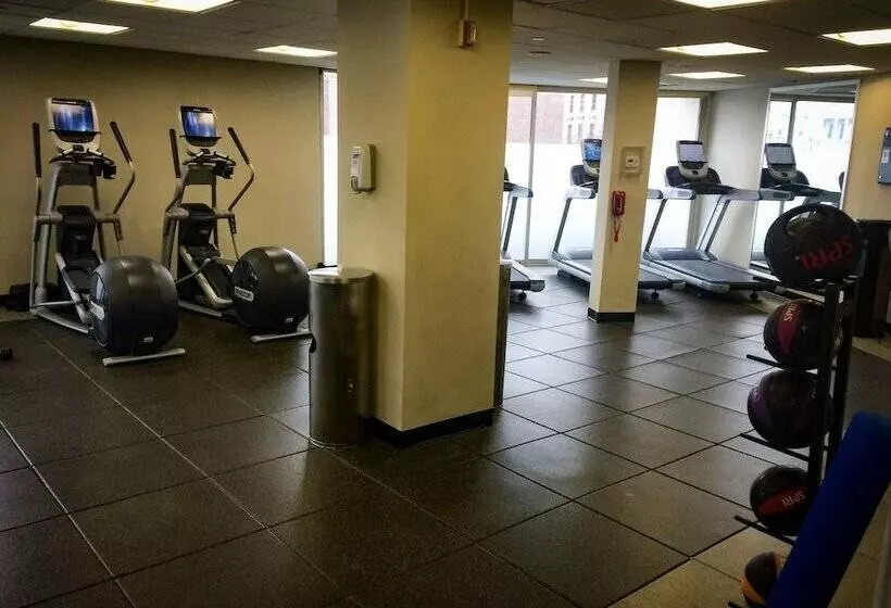 호텔 Embassy Suites Philadelphia Center City