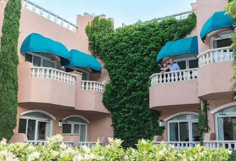 هتل Forest Villas