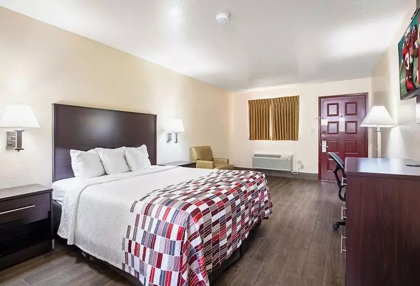 هتل Baymont By Wyndham Kingman