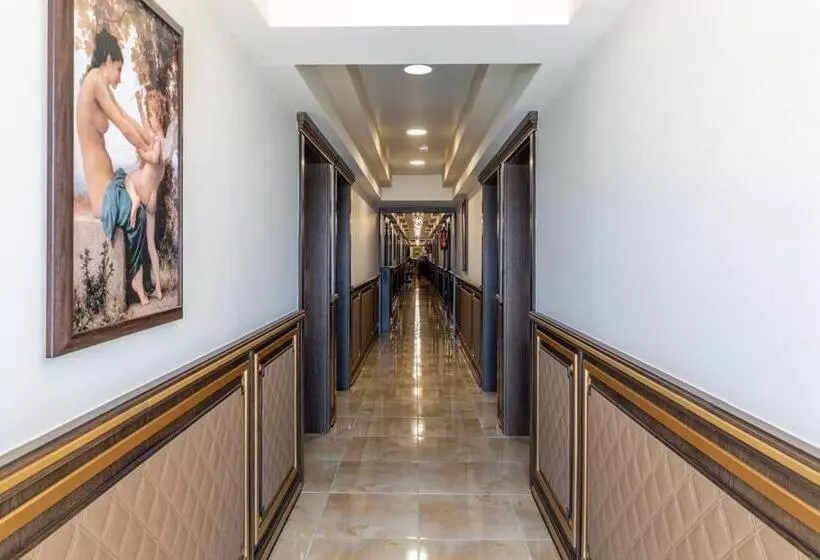 فندق Santa Beach