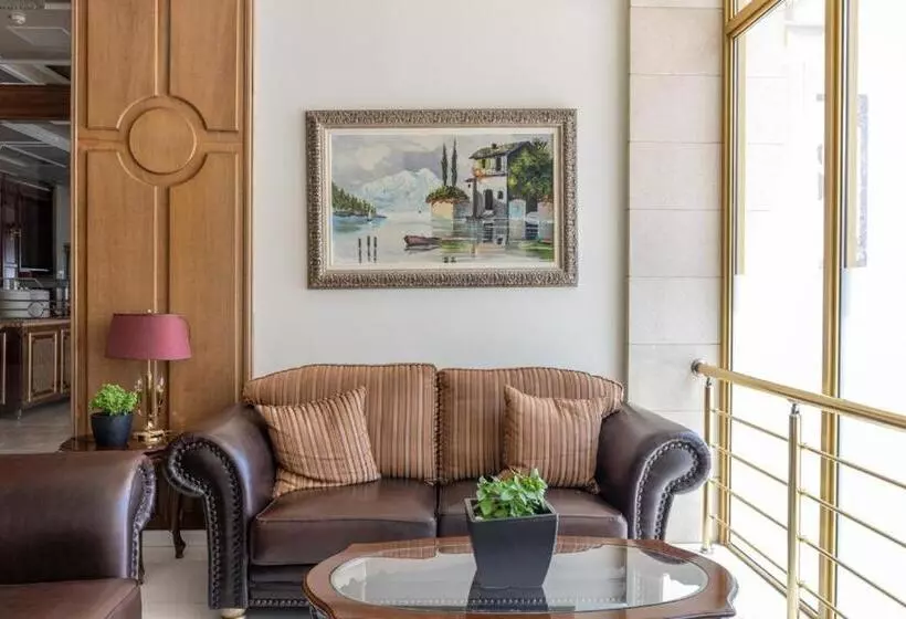 فندق Santa Beach