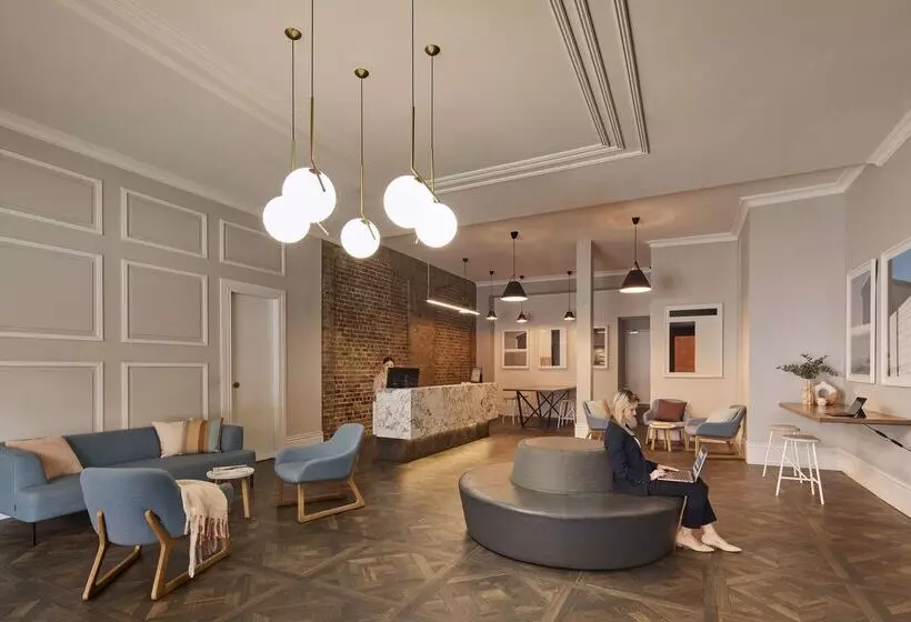 ホテル The Ultimo