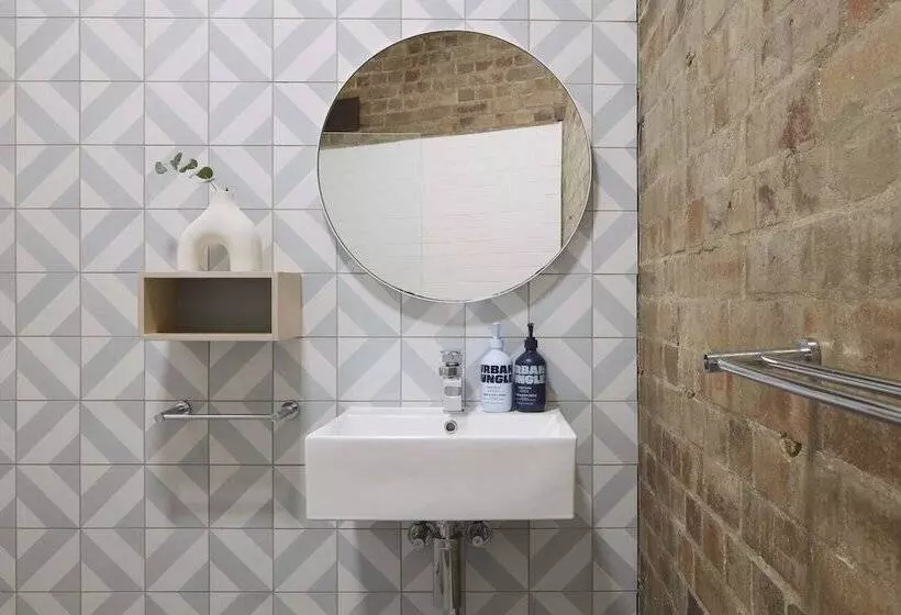 ホテル The Ultimo