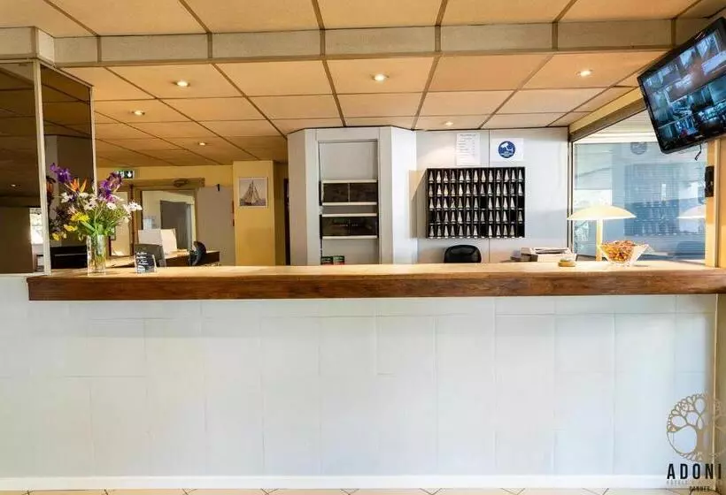 فندق Adonis Cannes Hôtel Thomas