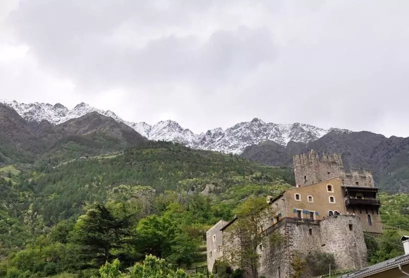 Отель Weingarten