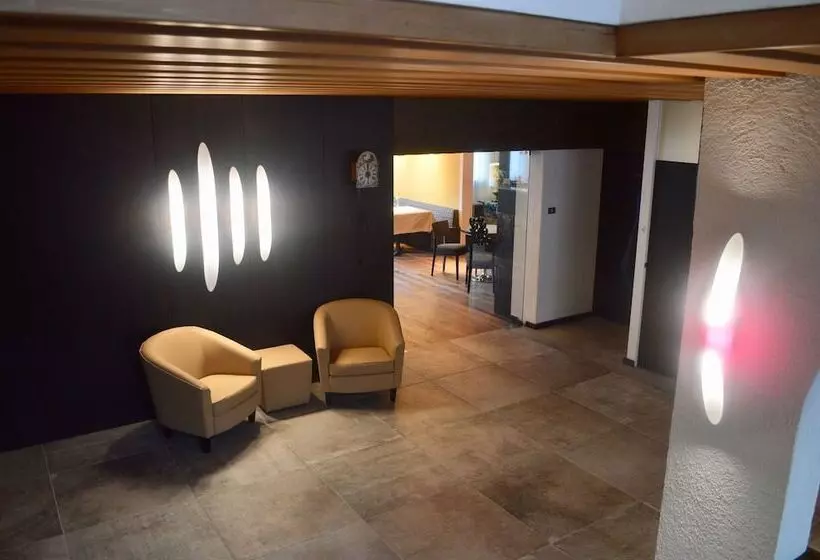 Отель Weingarten