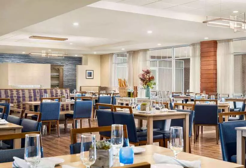 ホテル Wyndham Newport