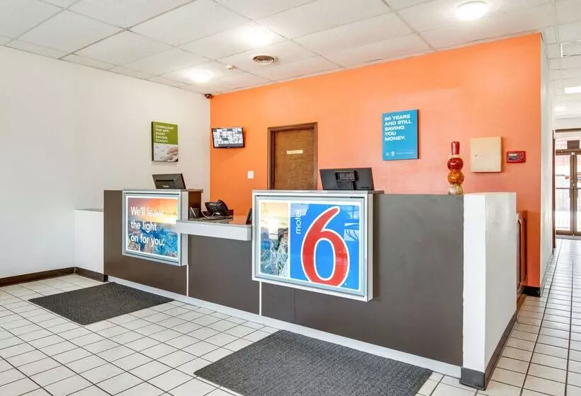 Motel 6longview, Tx  North