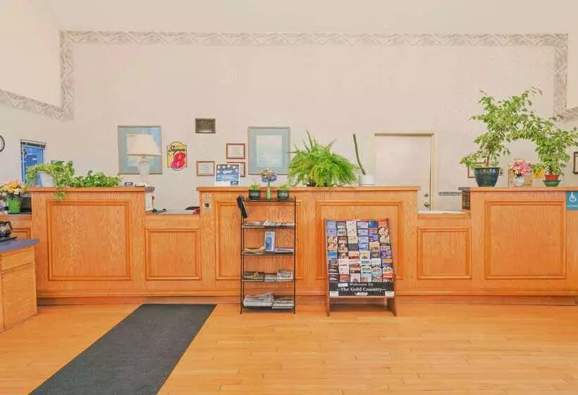 Мотель Super 8 By Wyndham Auburn