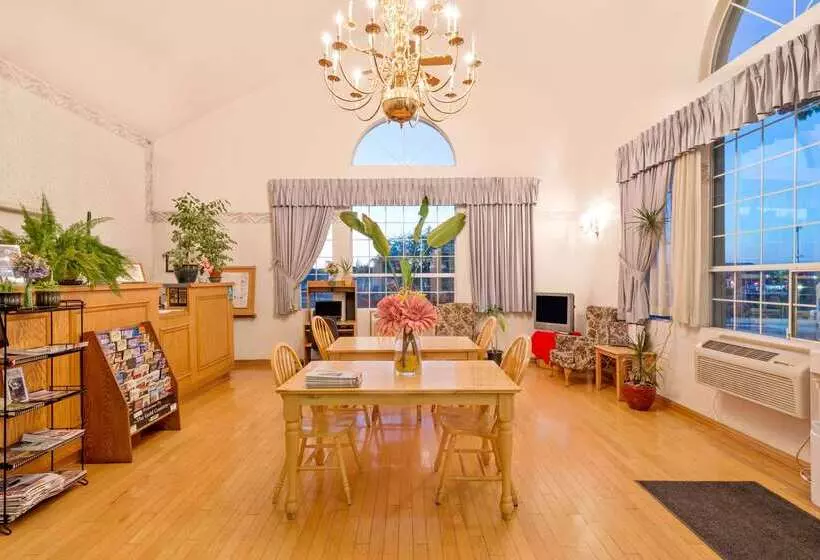 Мотель Super 8 By Wyndham Auburn