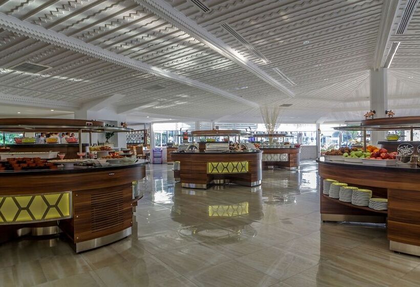 Selectum Family Resort Belek