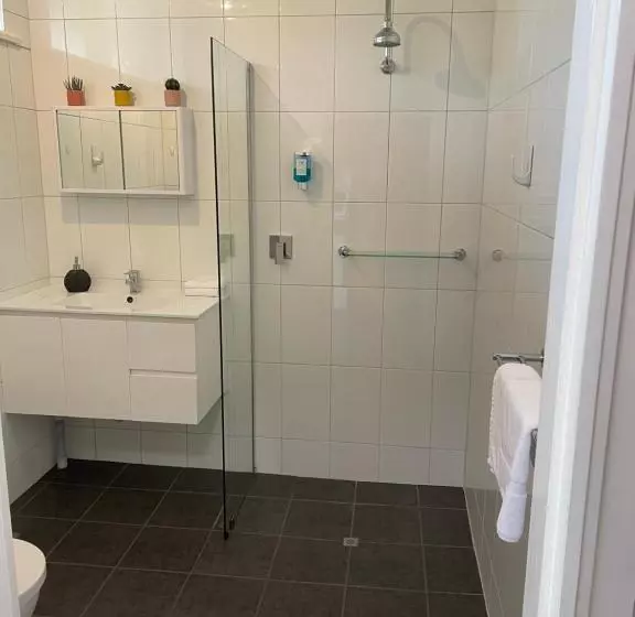 Camperdown Cascade Motel