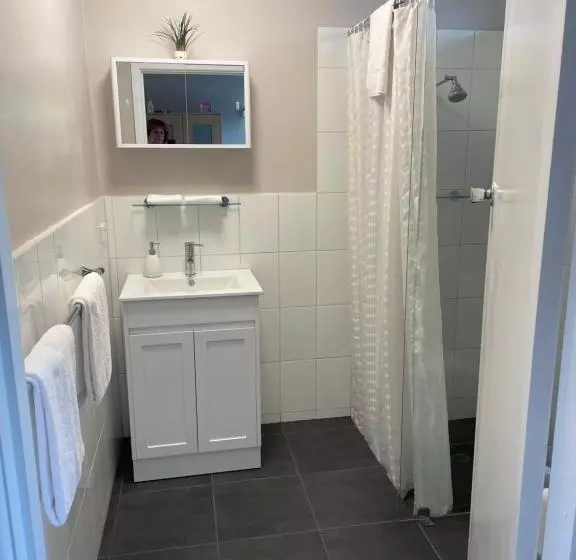 Camperdown Cascade Motel