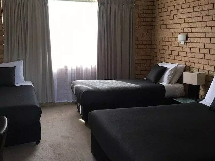 فندق Avondel Motor Inn