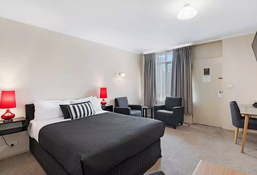 فندق Avondel Motor Inn