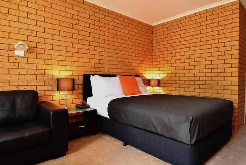 فندق Avondel Motor Inn