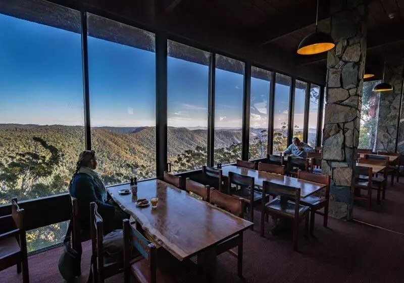 Отель Binna Burra Sky Lodges