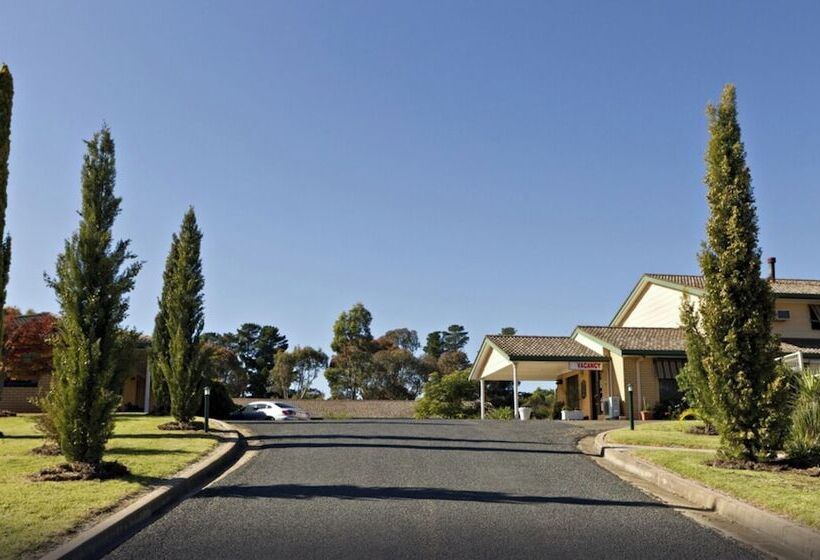 בית מלון כפרי Hilltops Retreat Motor Inn