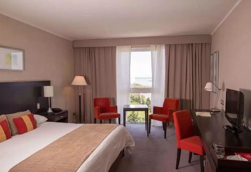 Howard Johnson By Wyndham Plaza Hotel Mayorazgo