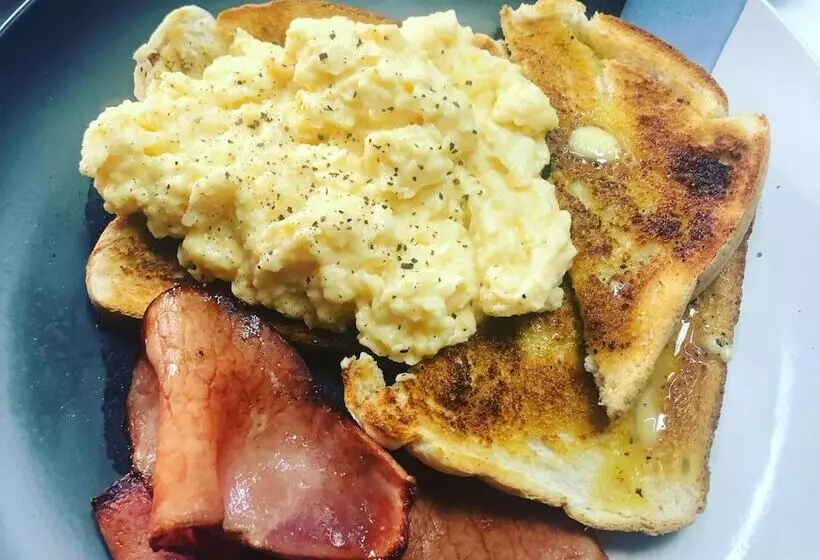 Lakeside Lodge Motel