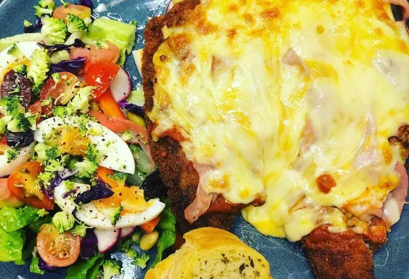 Lakeside Lodge Motel