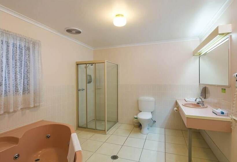 酒店 Golden Square Motor Inn