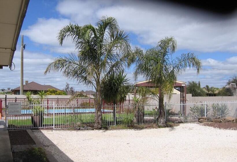 ホテル Darlot Motor Inn