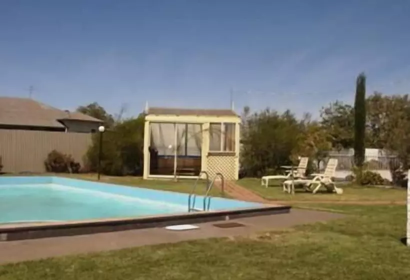 호텔 Darlot Motor Inn