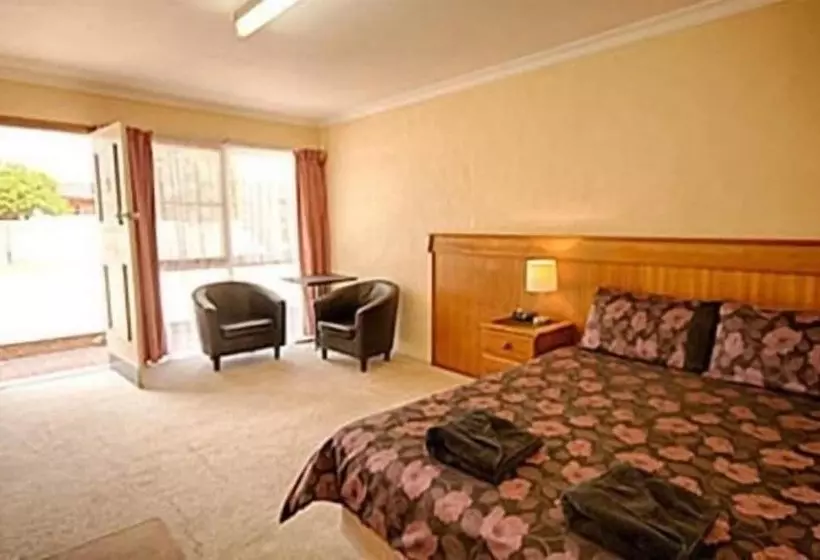 호텔 Darlot Motor Inn