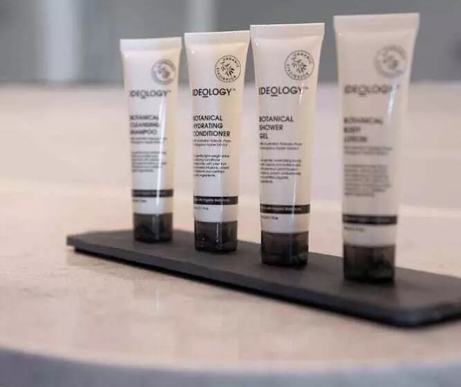 Отель Grand Chancellor Brisbane