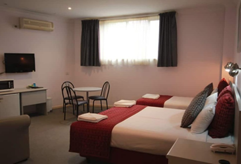 فندق Hume Villa Motor Inn