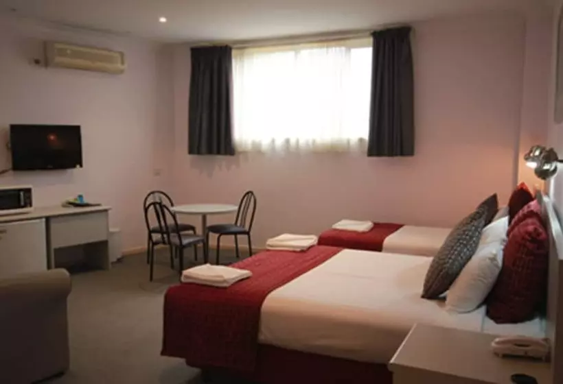 호텔 Hume Villa Motor Inn