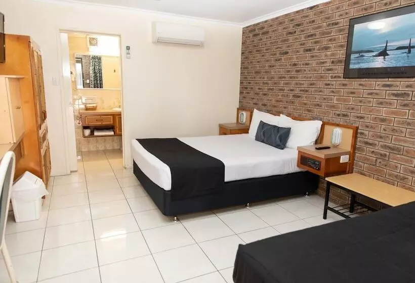 ホテル Lantern Motor Inn