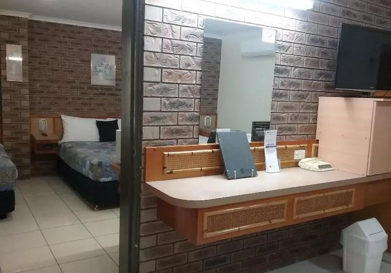 ホテル Lantern Motor Inn