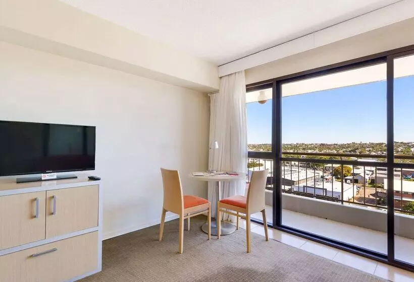 Отель Mercure Rockhampton