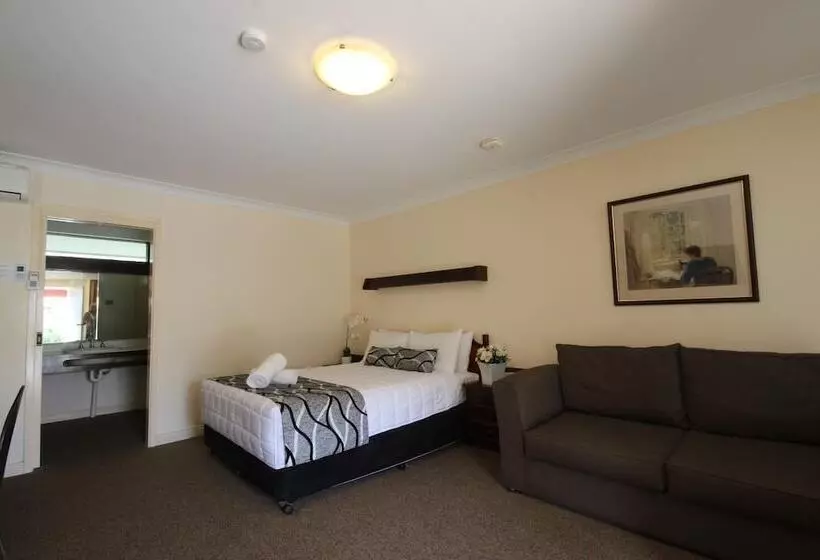 ホテル Molly Morgan Motor Inn