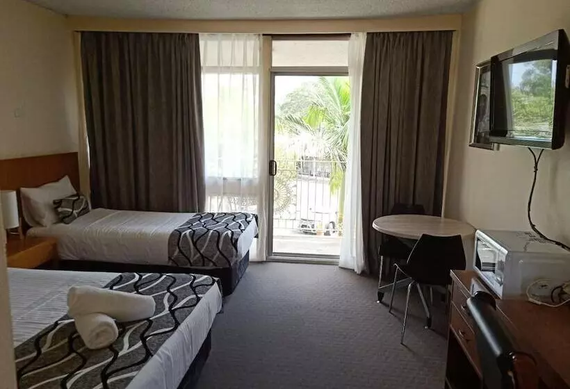 ホテル Molly Morgan Motor Inn