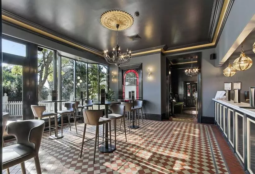 فندق The Riversleigh