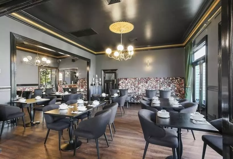 فندق The Riversleigh