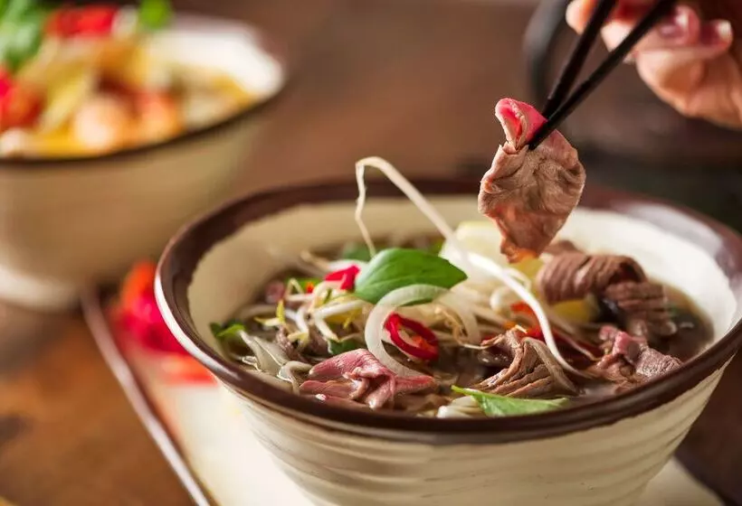 Отель Treasury Brisbane