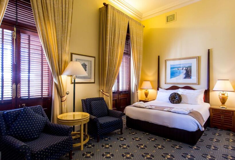 בית מלון כפרי Treasury Brisbane