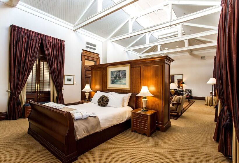 בית מלון כפרי Treasury Brisbane